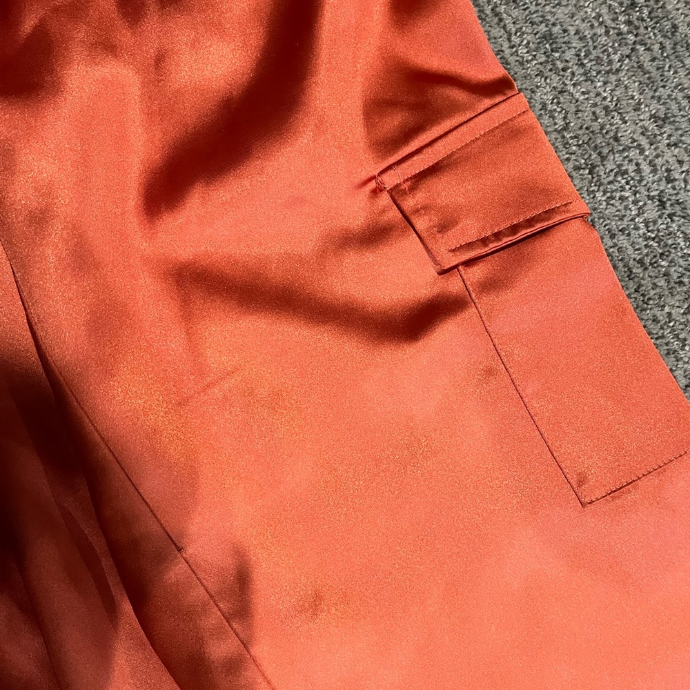 Forever 21 Silk Cargo Draw String Pants Side Pockets Silky Size Small Like New - Picture 4 of 5